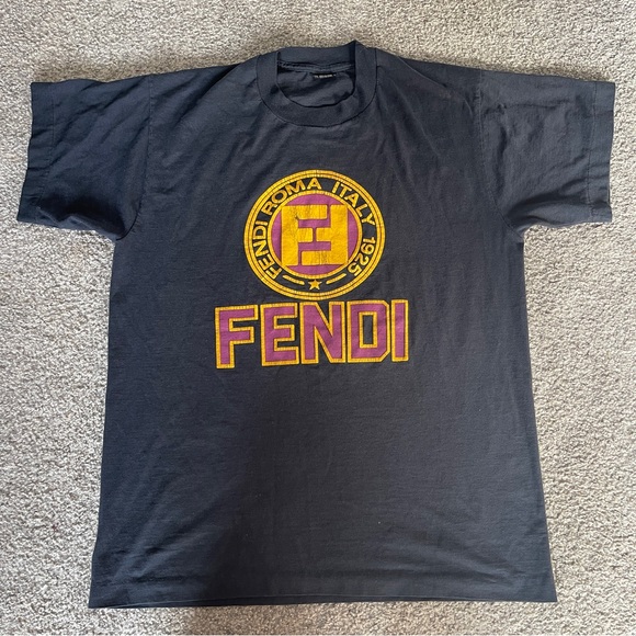 Vintage Black Fendi T-shirt size XL - Picture 9 of 11
